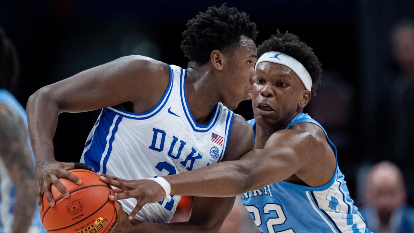 North Carolina free throw that would have tied game vs. Duke waved off as historic comeback falls short