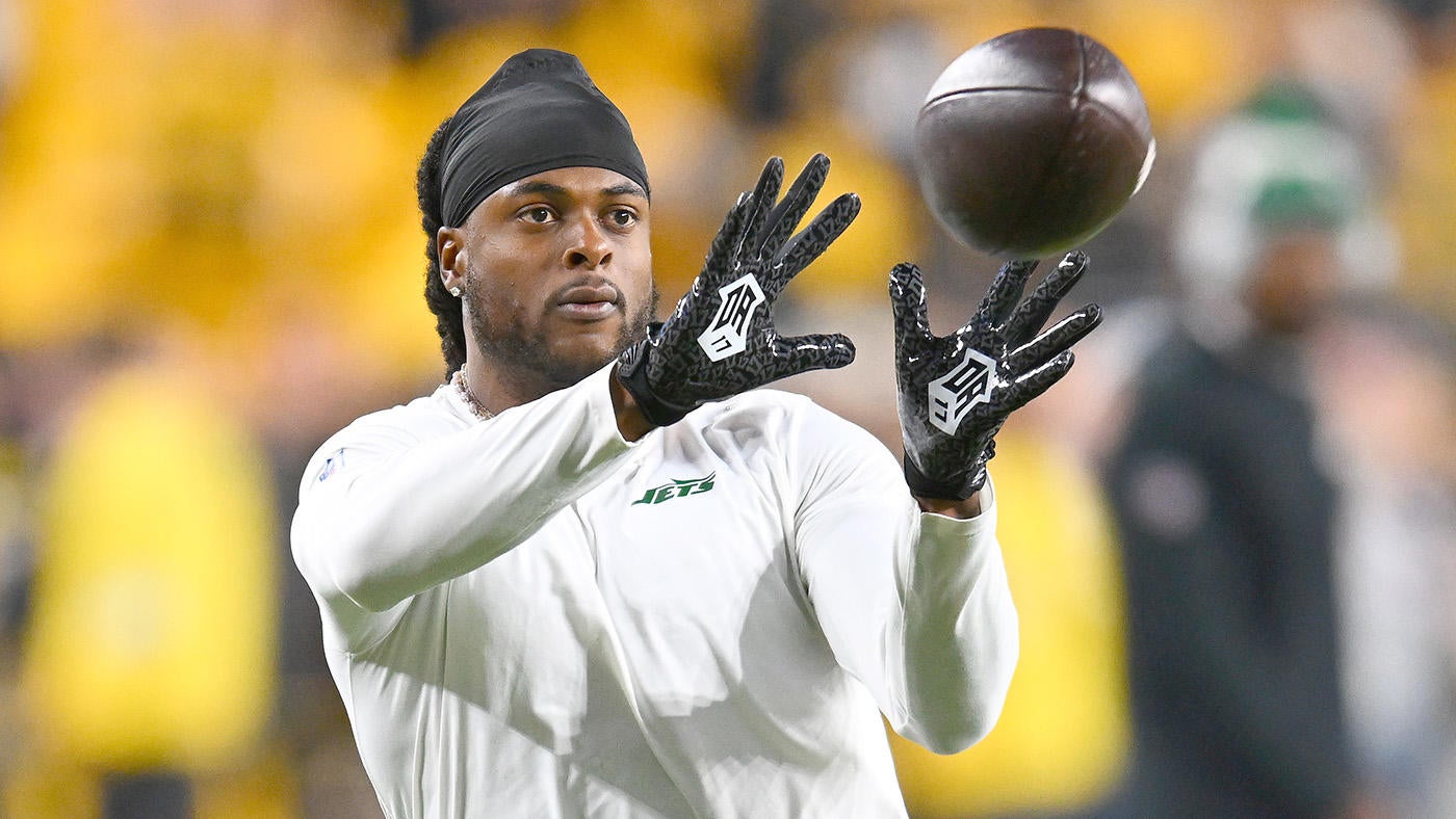 2025 NFL free agency: Top 10 offseason moves so far, including Davante Adams to Rams, Justin Fields to Jets