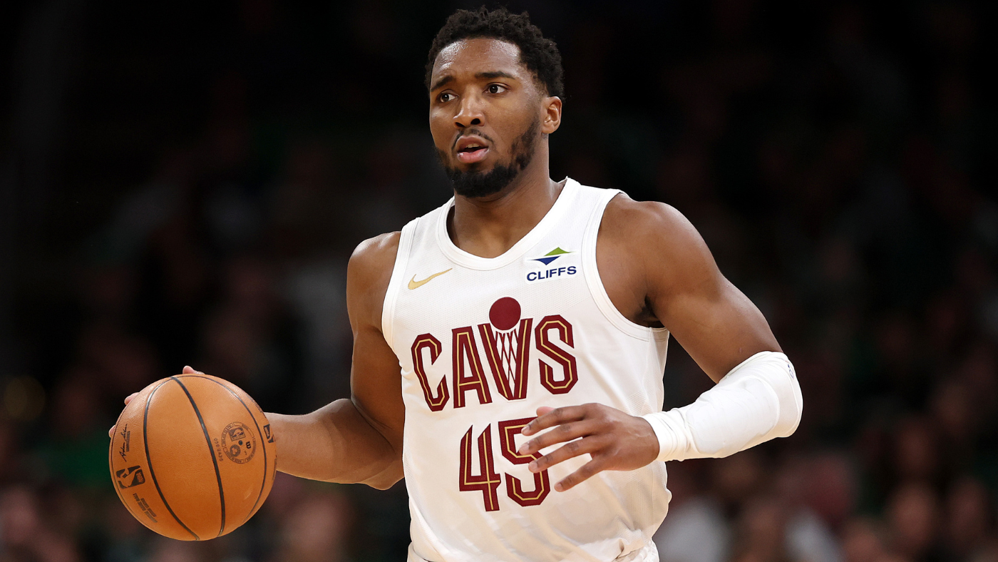 Donovan Mitchell blames himself for Cavaliers' fourth straight loss: 'I'm not being who I need to be'