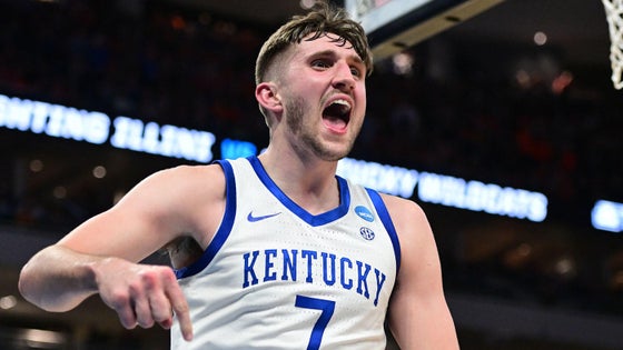 NCAA Basketball: NCAA Tournament Second Round-Illinois at Kentucky