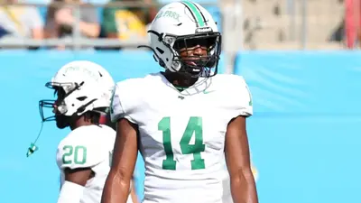Rodney Edge Who is on Notre Dame's list after landing 4-Star EDGE Rodney Dunham ...
