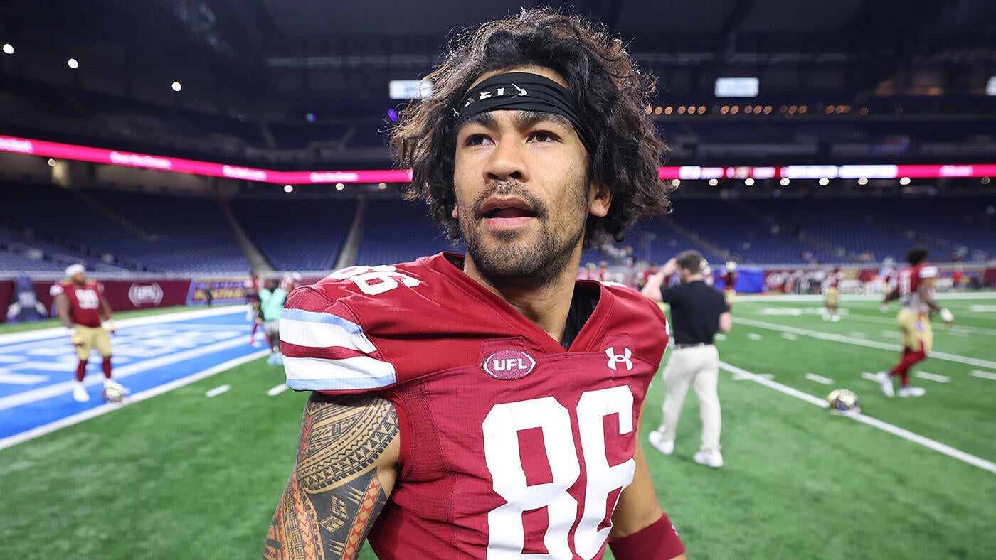 
                        UFL's Samson Nacua punished for slapping fan: Brother of Rams star Puka Nacua suspended for one game
                    