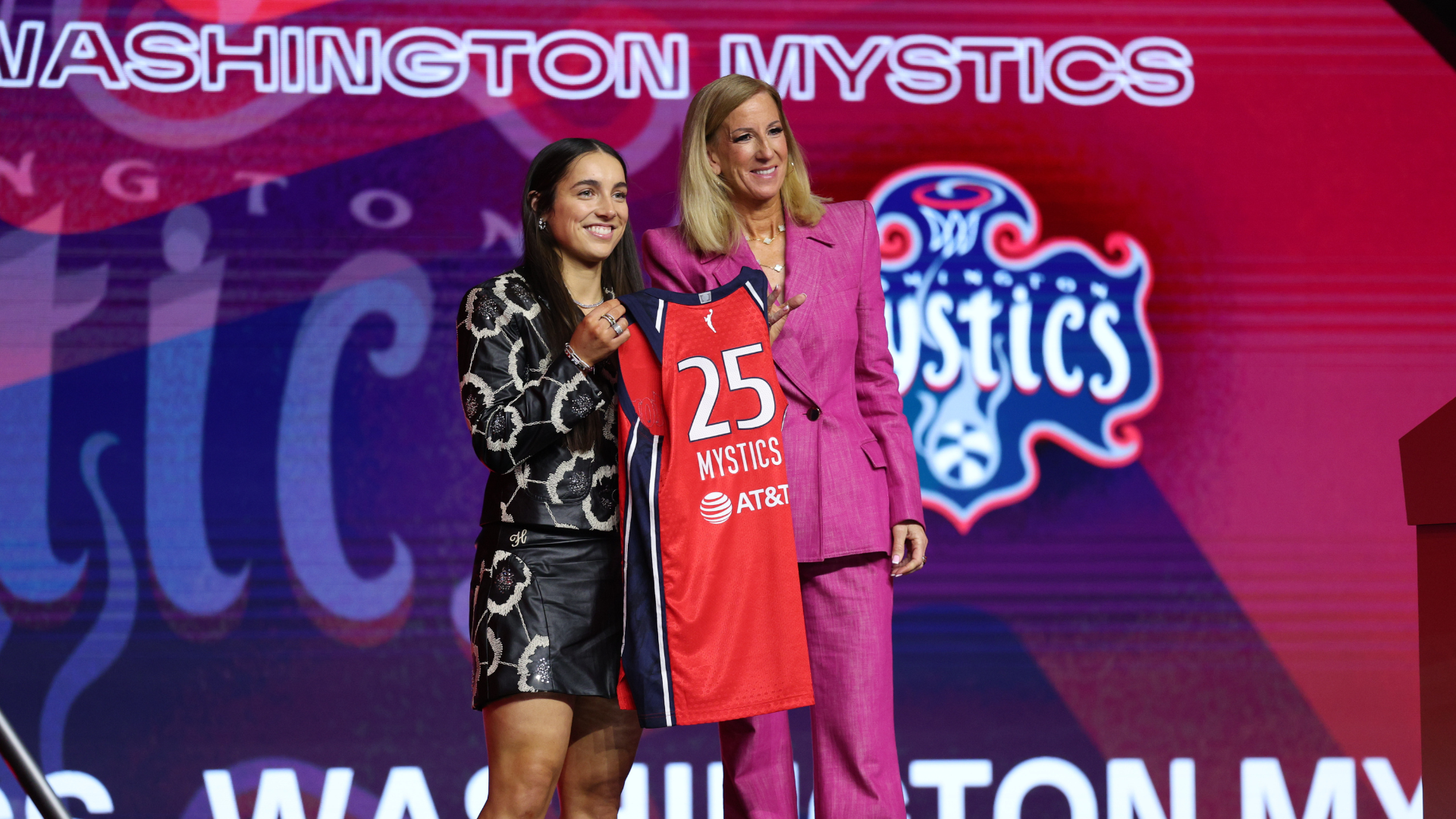 https://sportshub.cbsistatic.com/i/2025/04/30/b7ec69d5-0b5c-4b56-8acd-01b2035b5021/amoore-imagn-images.png