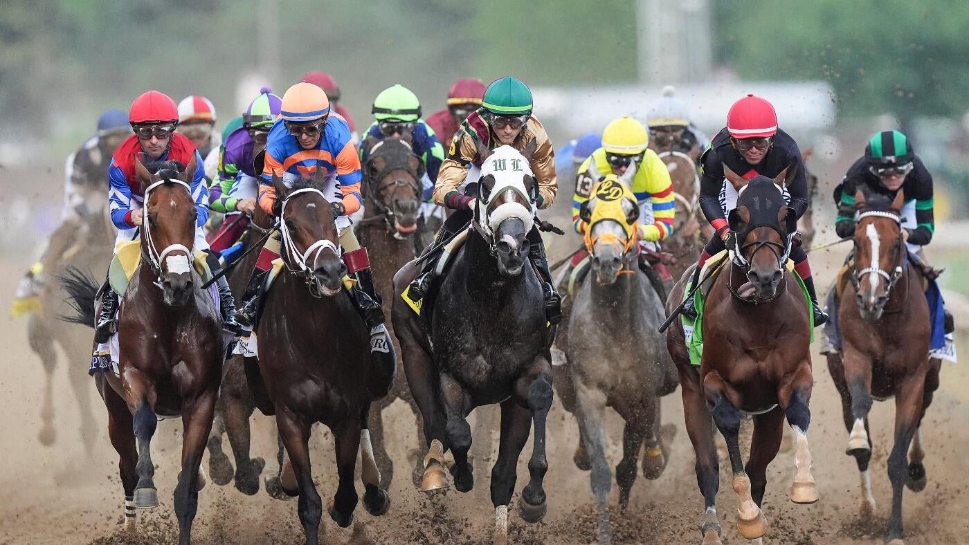 
                        Kentucky Derby 2025 horses, posts, picks, online betting odds: Best bets by expert who nailed Mage's win
                    