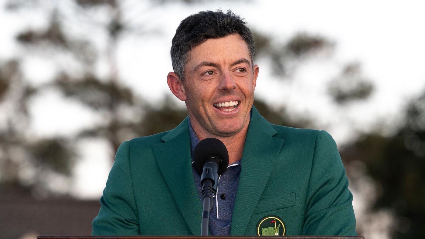 
                        WATCH: Rory McIlroy recreates viral washing machine chipping contest 28 years later on late night show
                    