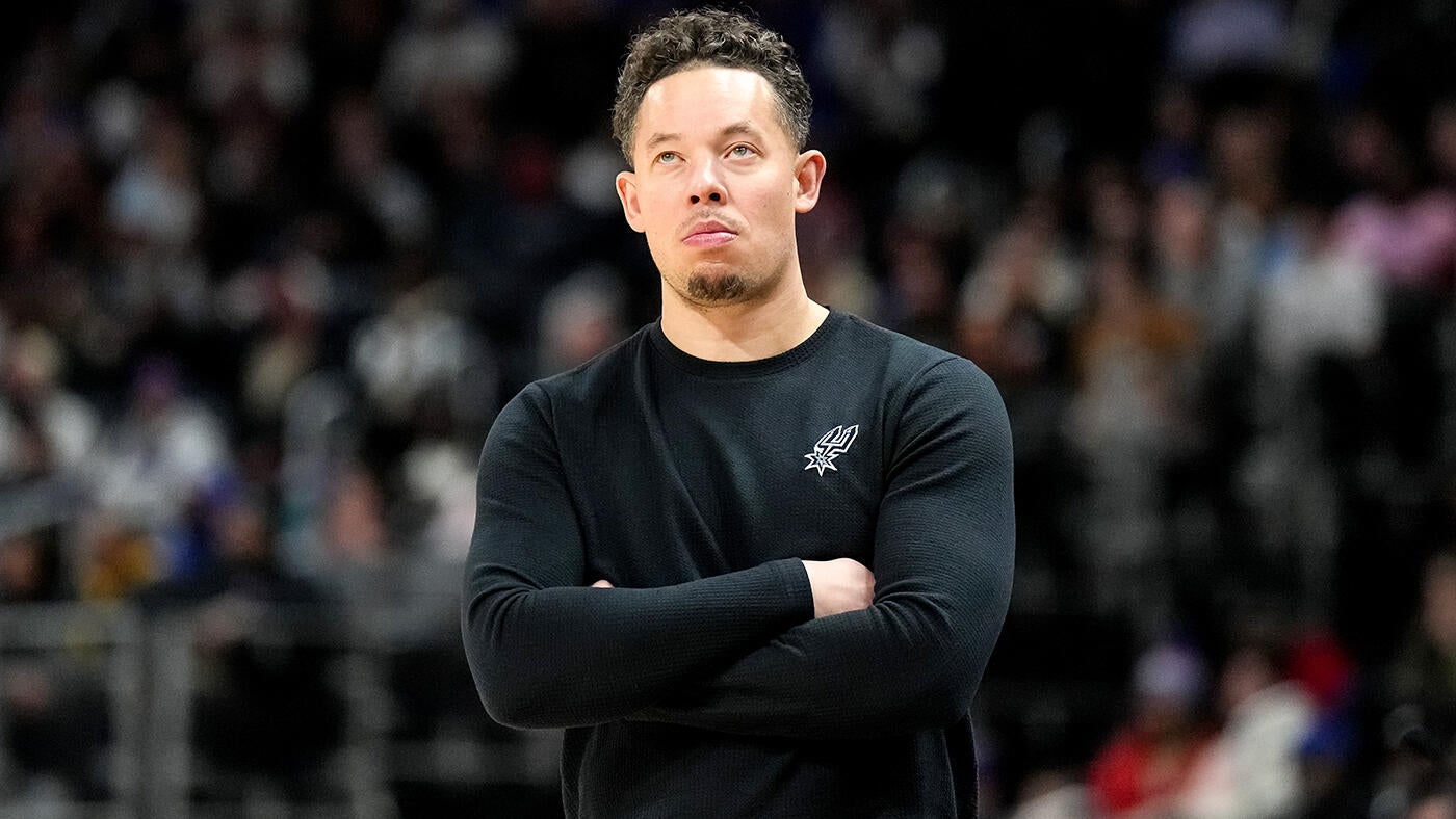 
                        Spurs hire Mitch Johnson as Gregg Popovich's replacement after legendary coach steps down, per report
                    