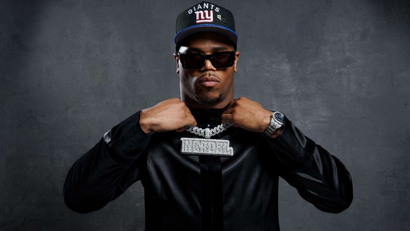 Giants’ Abdul Carter jokes about failing to get retired jersey numbers from these two franchise legends