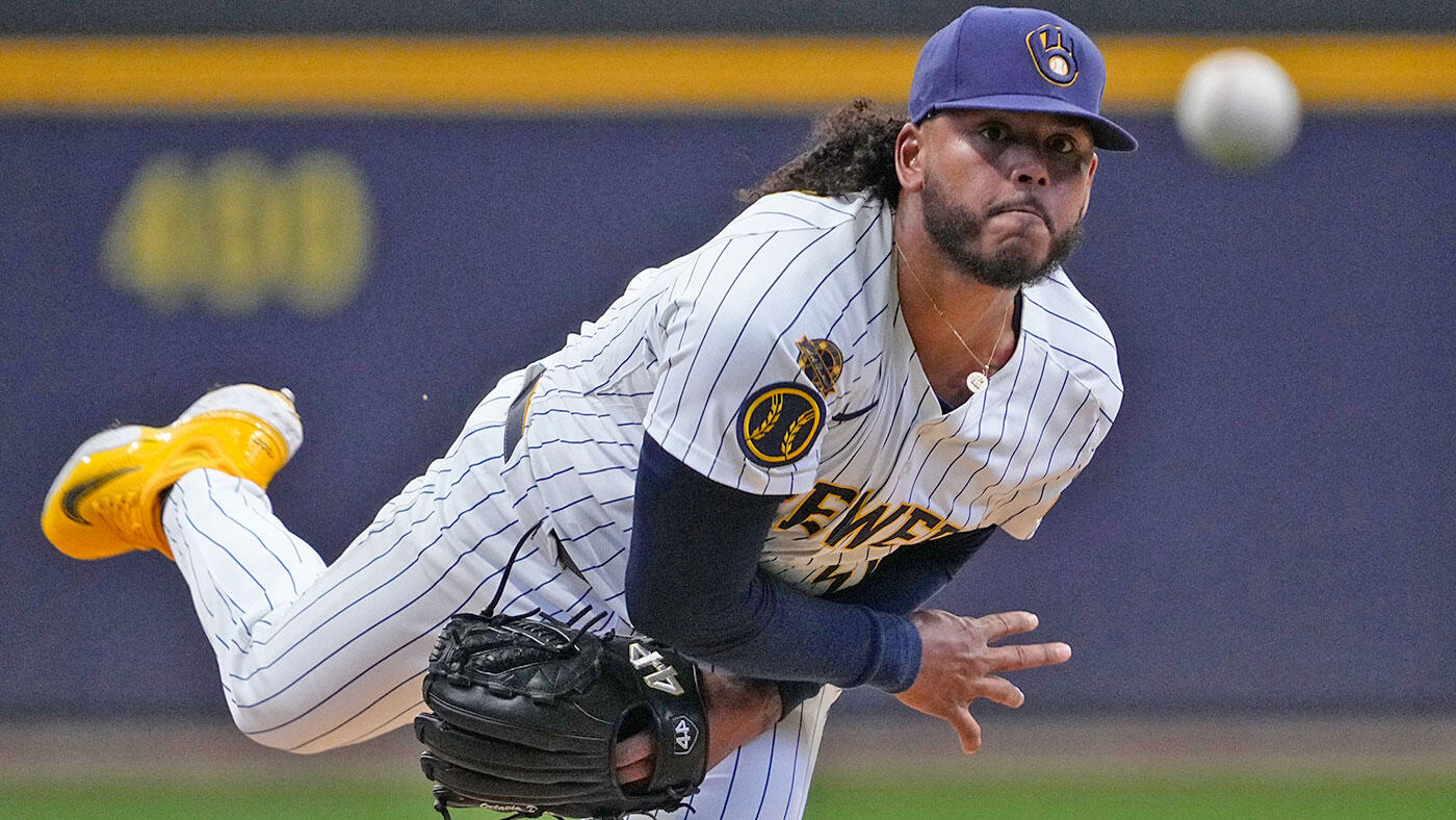 https://sportshub.cbsistatic.com/i/2025/05/04/69756d18-e9d9-4052-8c5a-0670c481914a/imagn-freddy-peralta-brewers.jpg