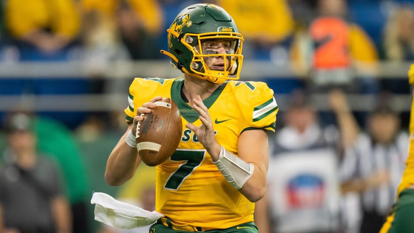 
                        Tom Brady 'on board' with Raiders drafting Cam Miller, per report; here's what he thought about sixth-round QB
                    