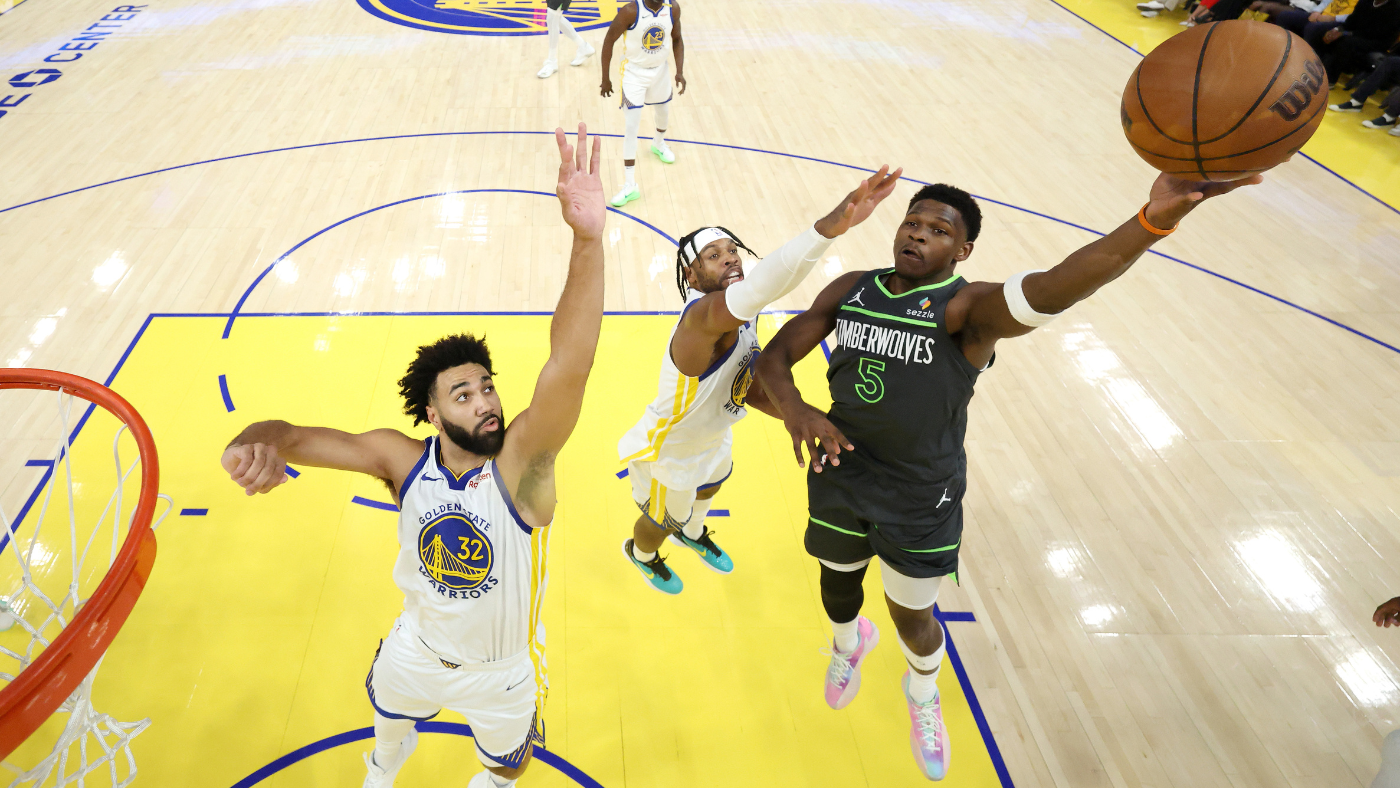 
                        Steve Kerr lays out blueprint for Warriors comeback: 'I think we're going to win the series with defense'
                    
