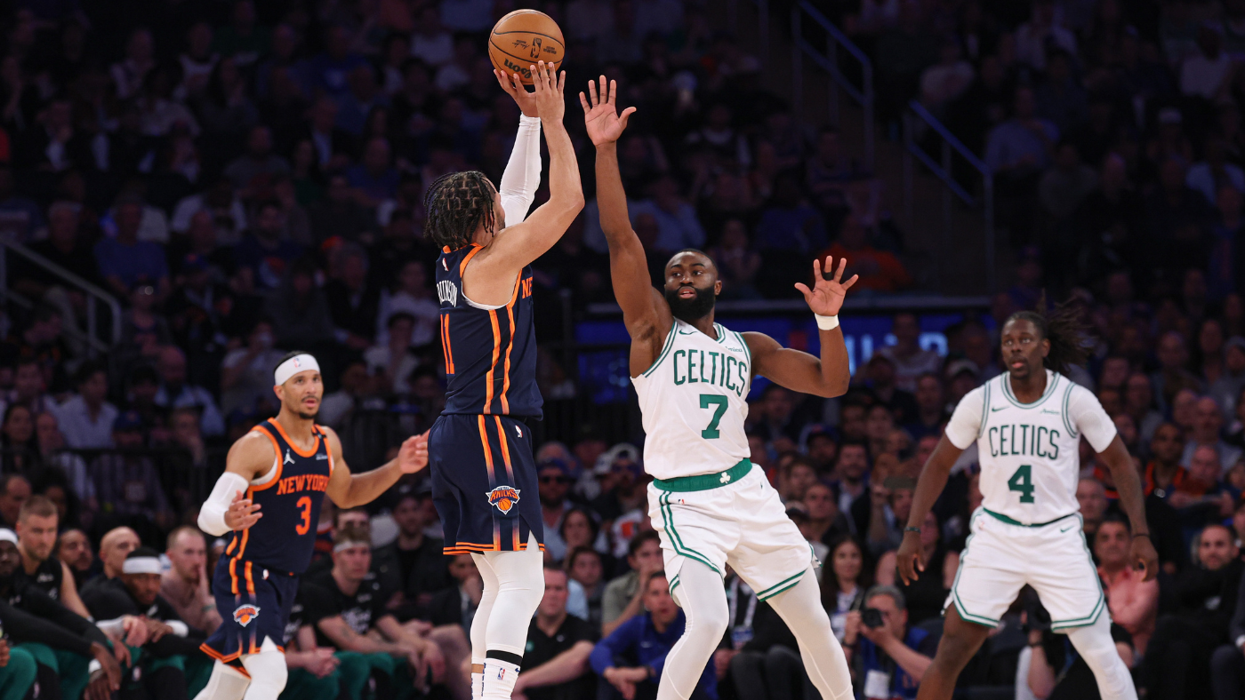 
                        Knicks vs. Celtics takeaways: Jalen Brunson, Mikal Bridges go off, Jayson Tatum goes down with champs on brink
                    