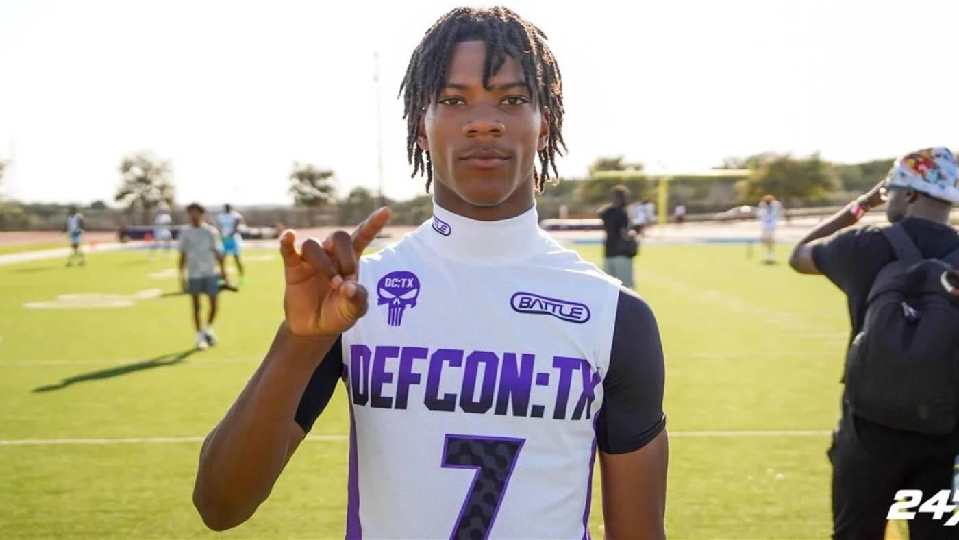 
                        No. 1 ATH Jermaine Bishop commits to Texas as latest win in Steve Sarkisian's measured recruiting approach
                    