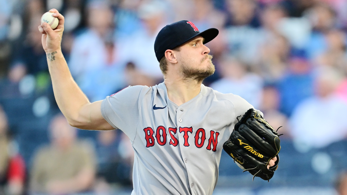 
                        Tanner Houck injury: Red Sox pitcher lands on IL after allowing 11 earned runs for the second time this season
                    