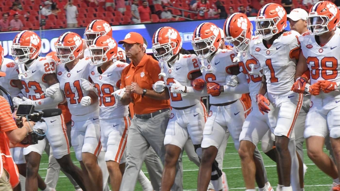 dabo-walk-1.jpg