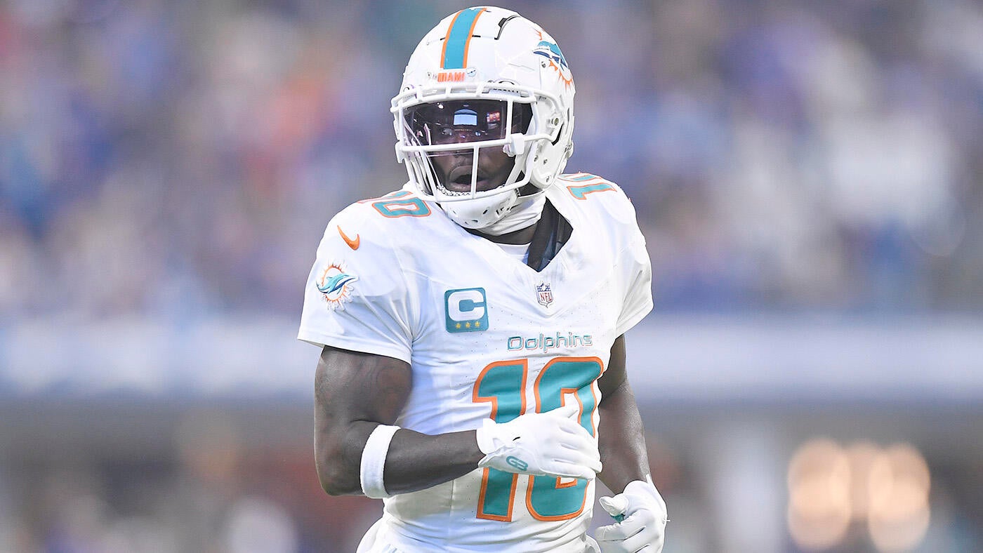 Colts delete 2025 schedule video due to licensing issue, ‘insensitive’ Tyreek Hill joke; Dolphins WR responds