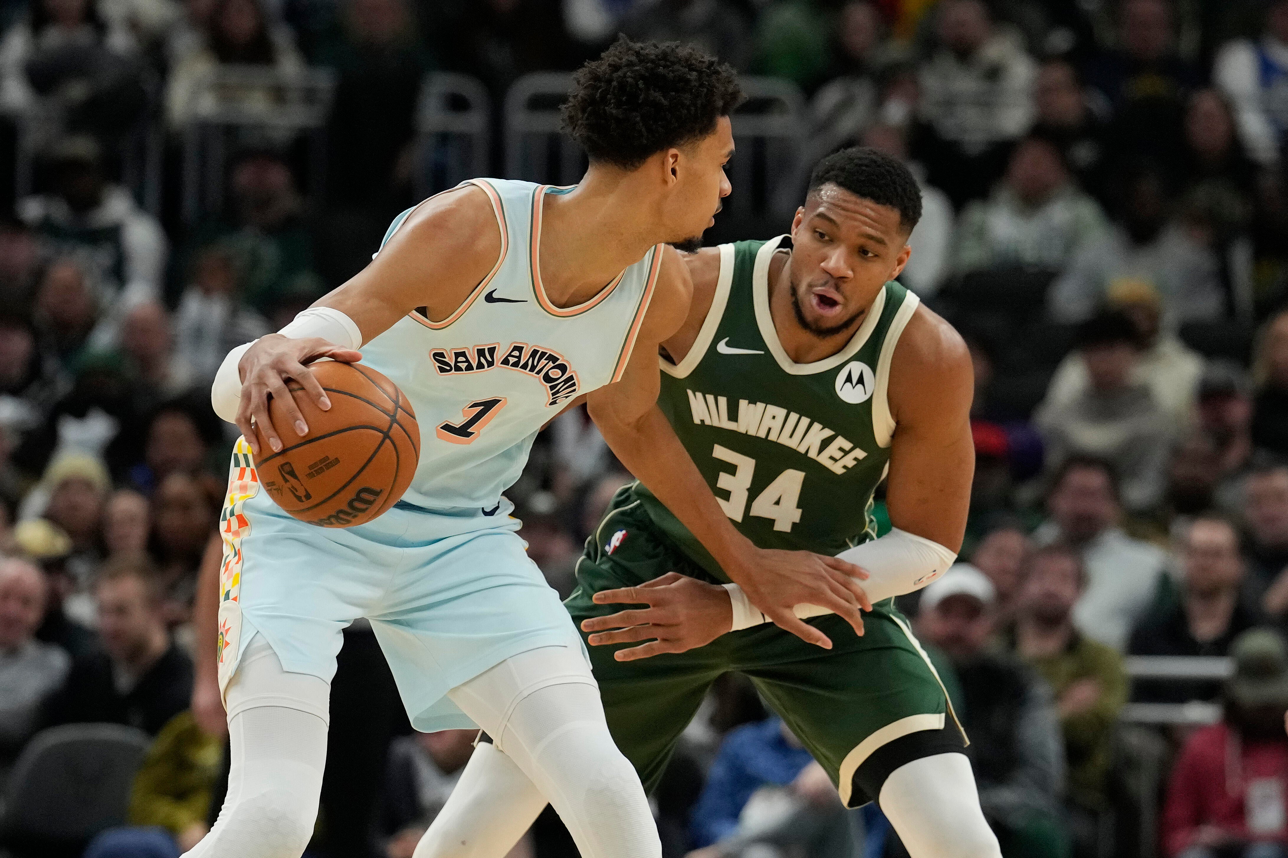 Could the Spurs trade for Giannis? Latest buzz on San Antonio, the No. 2 pick and Dylan Harper