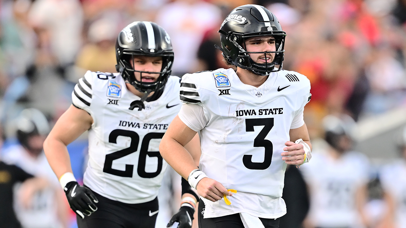 ¿Dos equipos de la Big 12 en los Playoffs de Fútbol Americano Universitario de 2025? Profundidad en el mariscal de campo y otras dudas allanan el camino para múltiples ofertas.