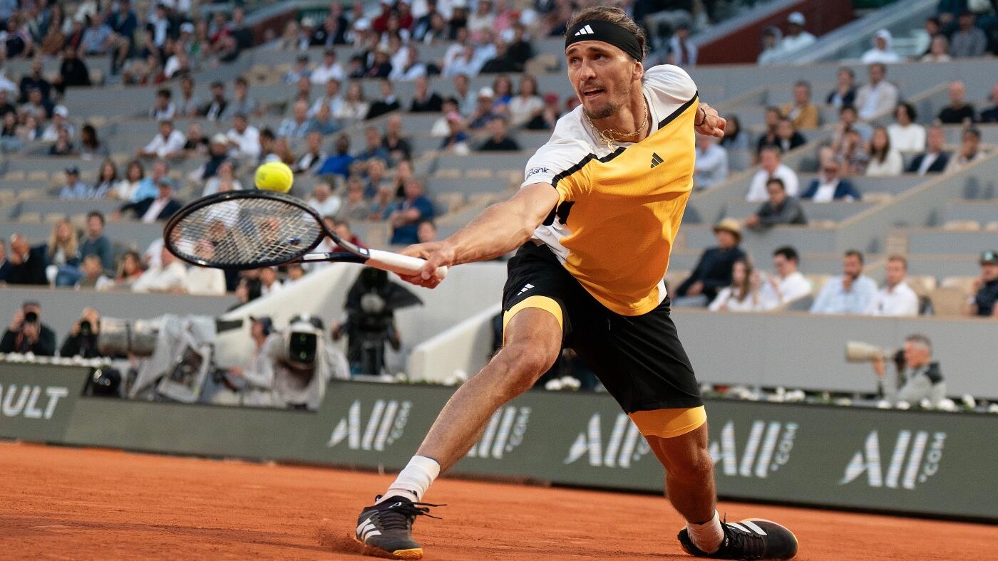 https://sportshub.cbsistatic.com/i/2025/05/22/17d2377b-0625-4a07-833c-f9f4a25deb3a/alexander-zverev-cbs.jpg
