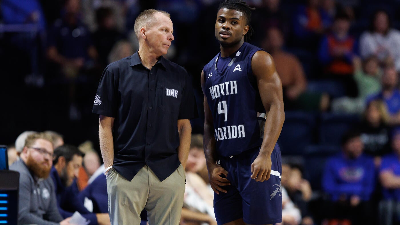 College basketball 2025 coaching changes: North Florida's Matthew Driscoll takes assistant job at Kansas State