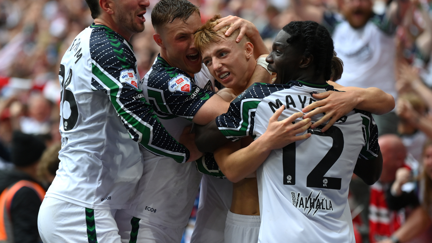 Sunderland promoted to the Premier League after Tom Watson’s last-minute goal downs Sheffield United