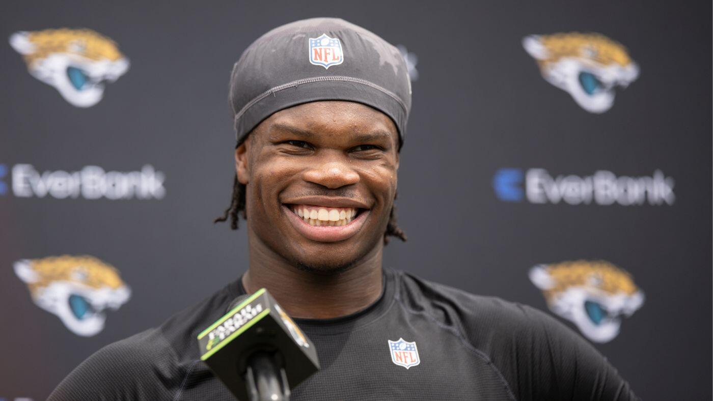 Jaguars rookie Travis Hunter marries fiancée Leanna Lenee, surprises her with six-figure gift