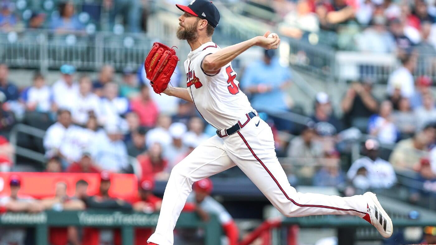Free MLB player props, odds for May 29: Chris Sale, Zack Wheeler among bets for Thursday pitcher outs picks