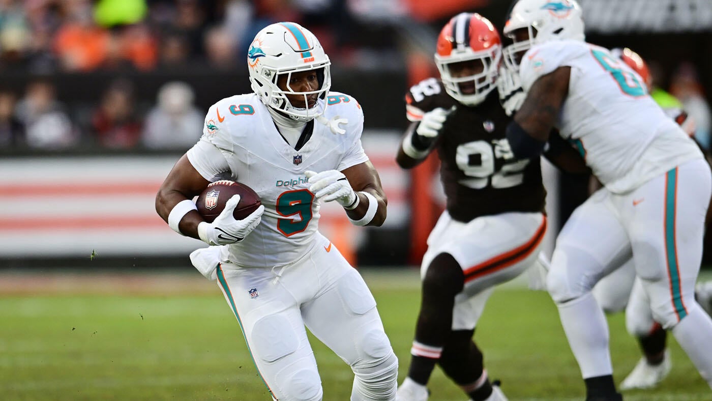Dolphins Pro Bowl TE Jonnu Smith subject of trade discussions with Steelers, per report