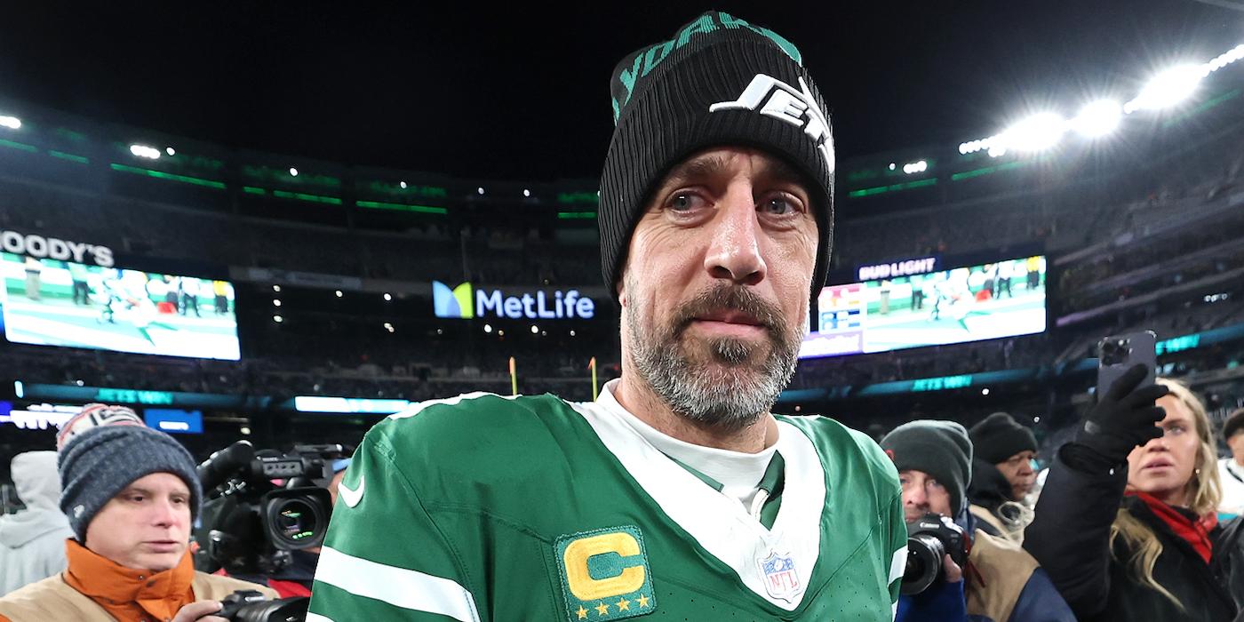 Steelers signed Aaron Rodgers after failing on two other QB options, per report