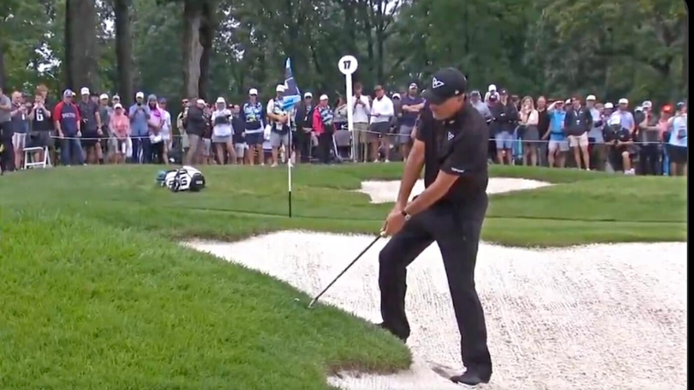 https://sportshub.cbsistatic.com/i/2025/06/08/7c7e0259-65f7-4e7b-8827-ad423375e174/mickelson-flop.jpg