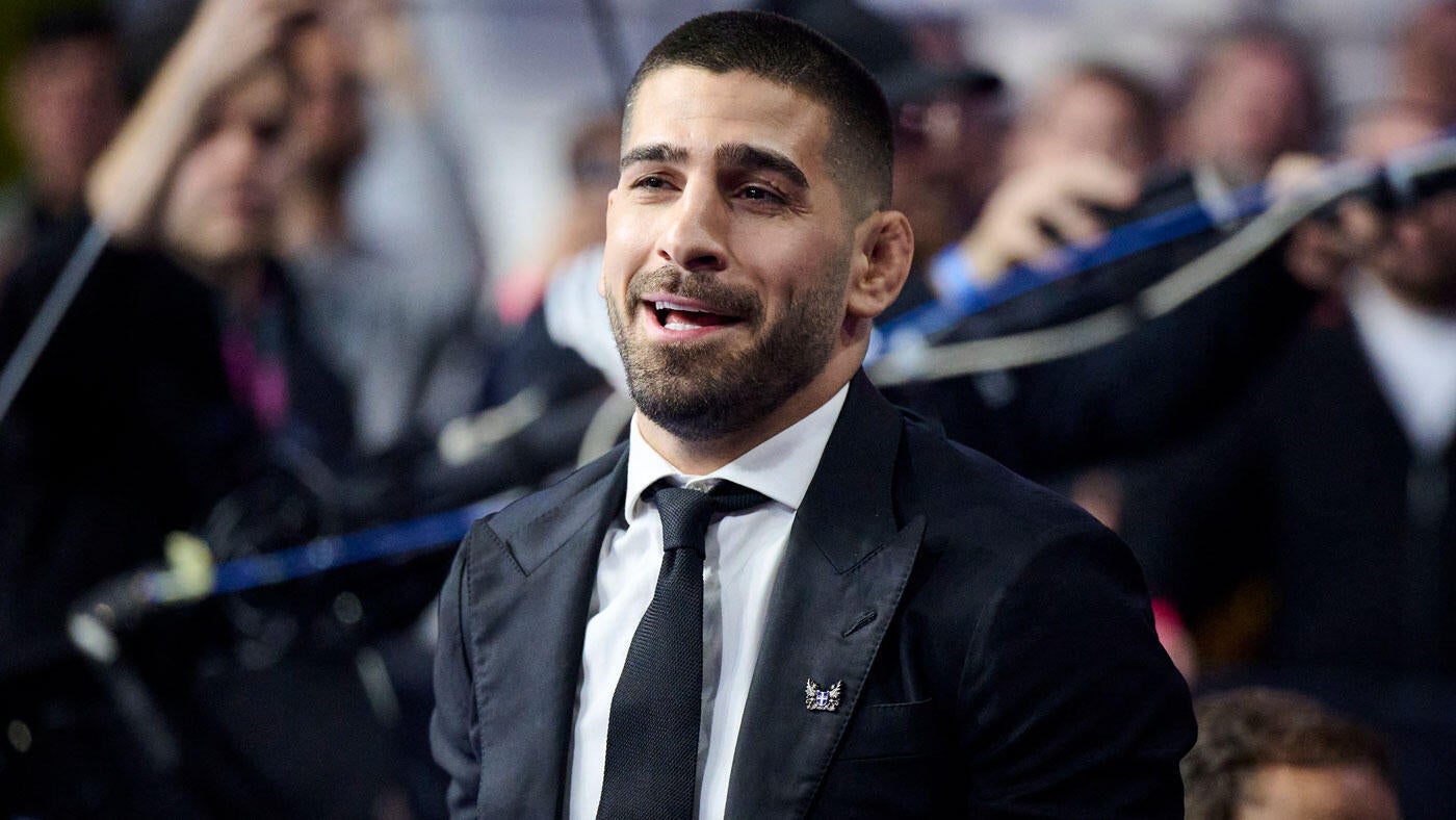 https://sportshub.cbsistatic.com/i/2025/06/10/70e5a9f1-ec9a-493b-bc48-88a15f57d462/ilia-topuria-laugh.jpg