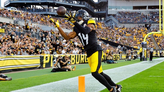 Houston Texans v Pittsburgh Steelers
