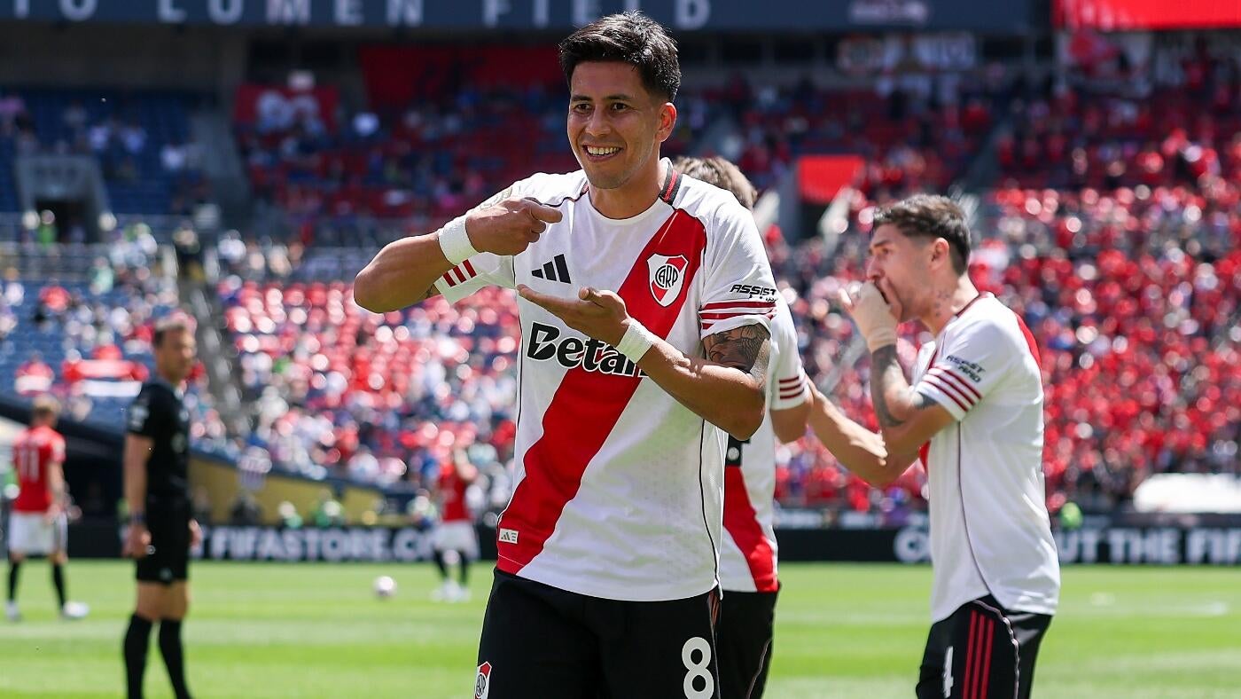 https://sportshub.cbsistatic.com/i/2025/06/19/246d9d90-af7d-4fc7-b5d5-d12d0e592dc3/meza-riverplate-celebrate-getty-cbs.jpg