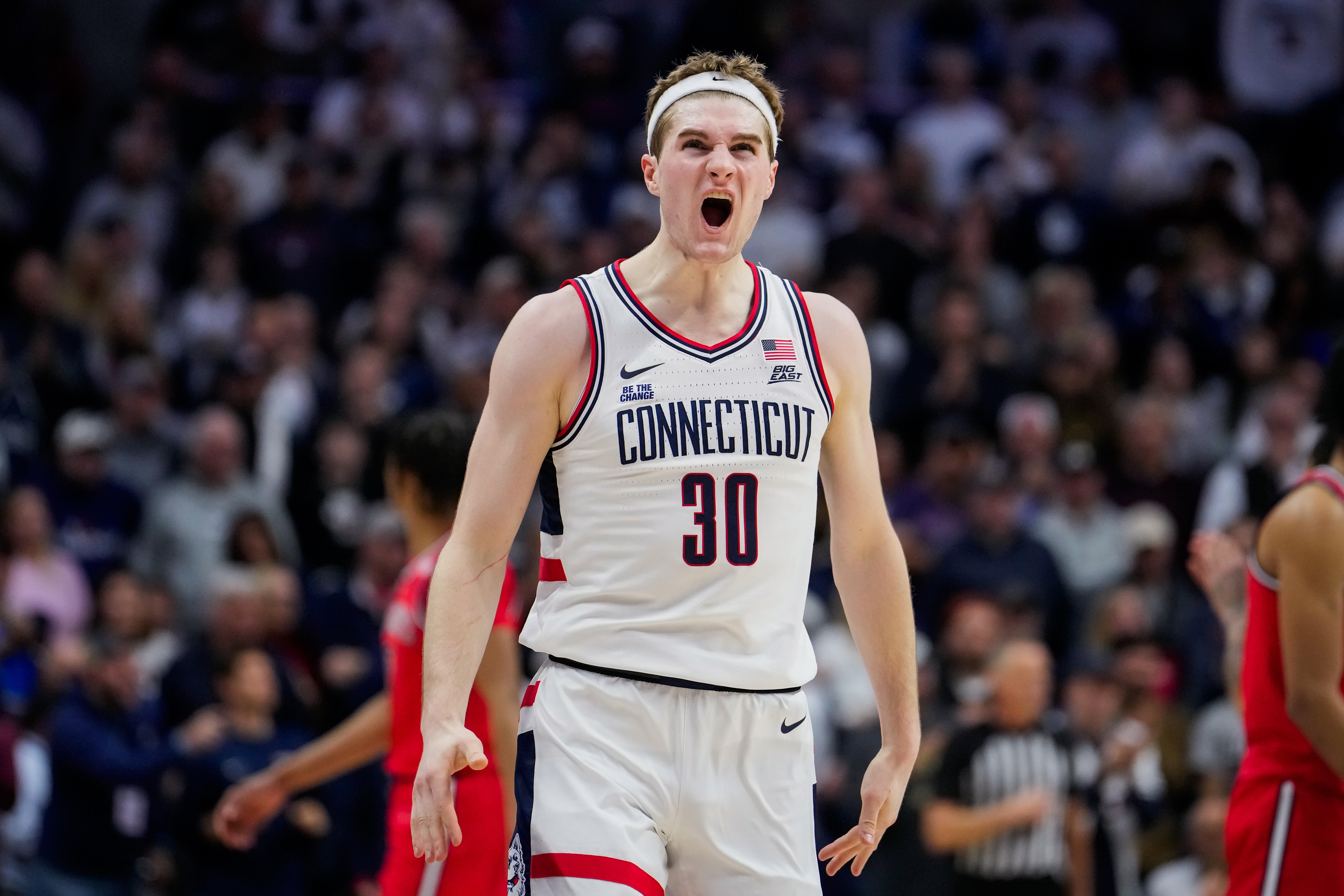 https://sportshub.cbsistatic.com/i/2025/06/25/f4ff50de-7f5a-4b92-982a-557989e7bb93/gettyimages-2198388911.jpg