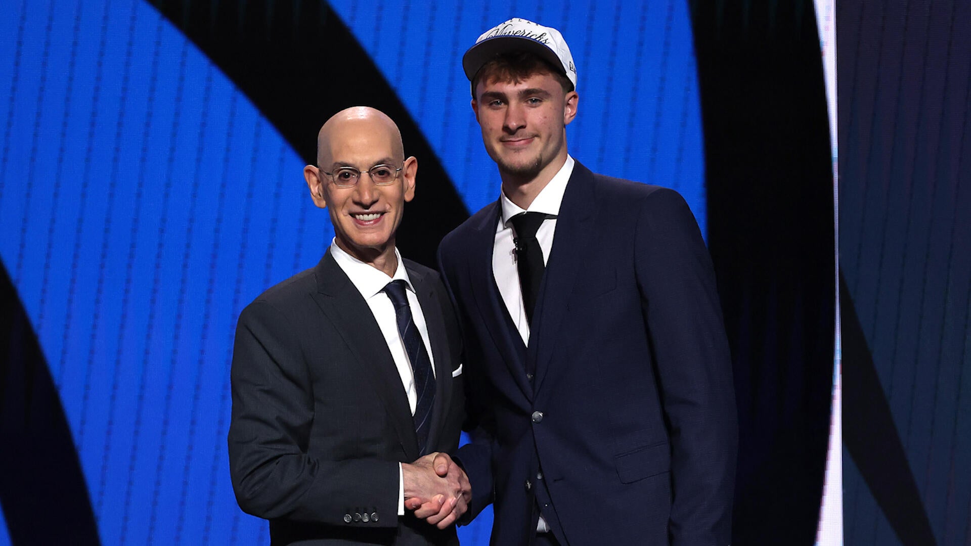 https://sportshub.cbsistatic.com/i/2025/06/26/a4342d76-b316-4fab-a236-f3be2f5df8be/coop.jpg