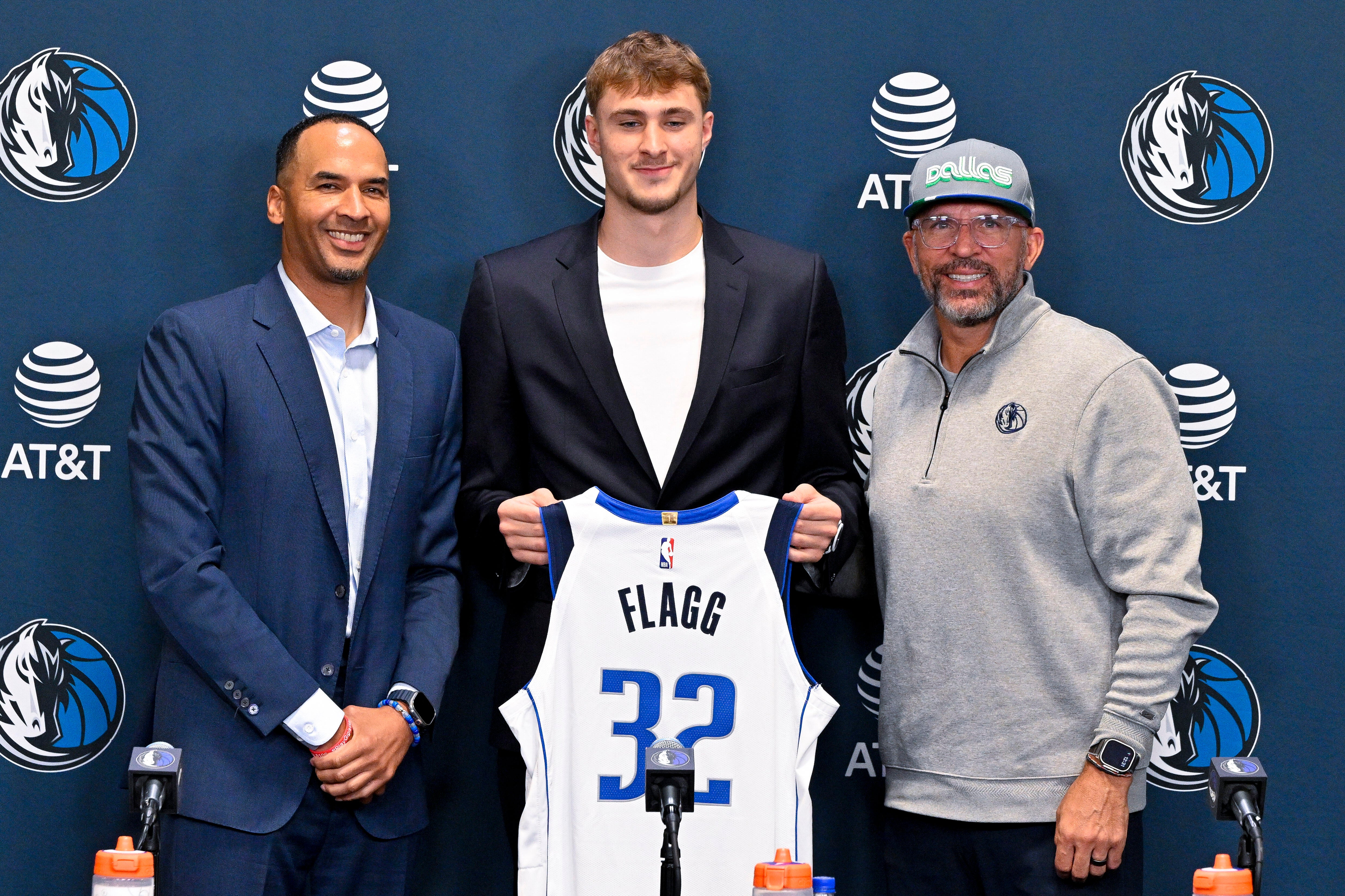https://sportshub.cbsistatic.com/i/2025/06/27/34435f1c-1faa-43c1-b07c-ddfe5e60fb92/usatsi-26544552.jpg