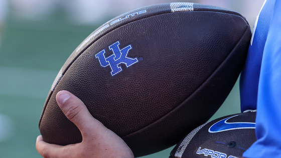 NCAA Basketball: Arkansas at Kentucky