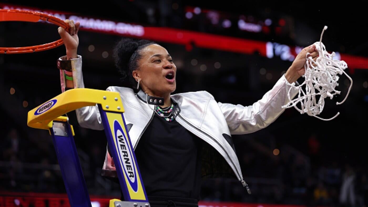 https://sportshub.cbsistatic.com/i/2025/07/01/19bfdba5-64e6-478d-b027-a0c4c7738b90/staley.jpg