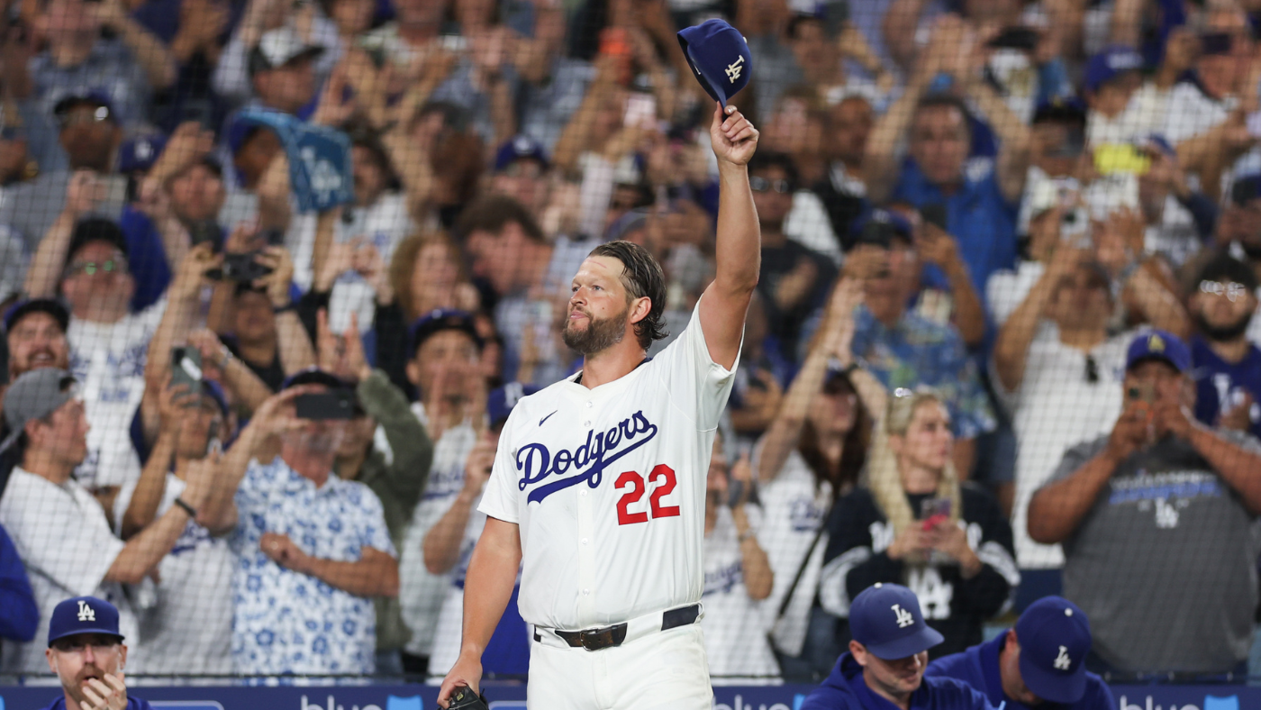 Clayton Kershaw records his 3,000th career strikeout: Dodgers pitcher is  just 20th to hit benchmark - CBSSports.com