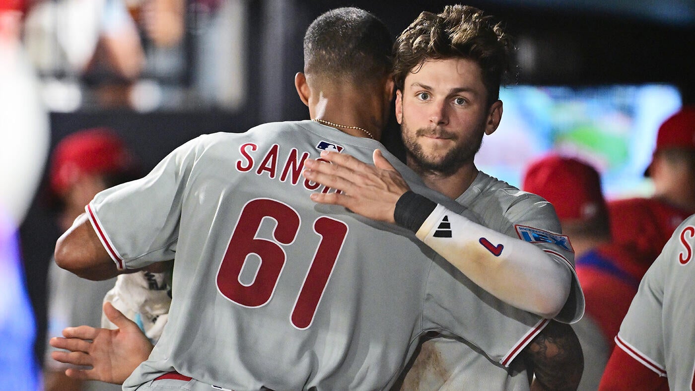 https://sportshub.cbsistatic.com/i/2025/07/12/bd41b365-ac95-43fe-98c2-75c0c1d452b8/trea-turner-cristopher-sanchez-phillies-g.jpg