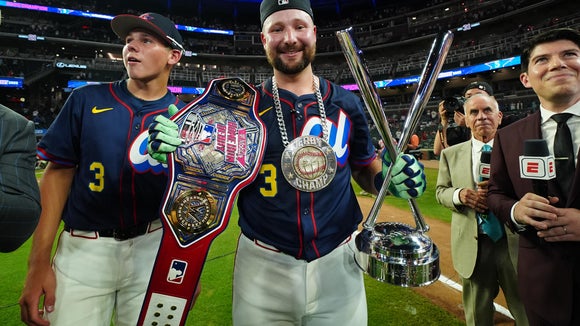 Cal Raleigh Becomes 1st Catcher To Win HR Derby