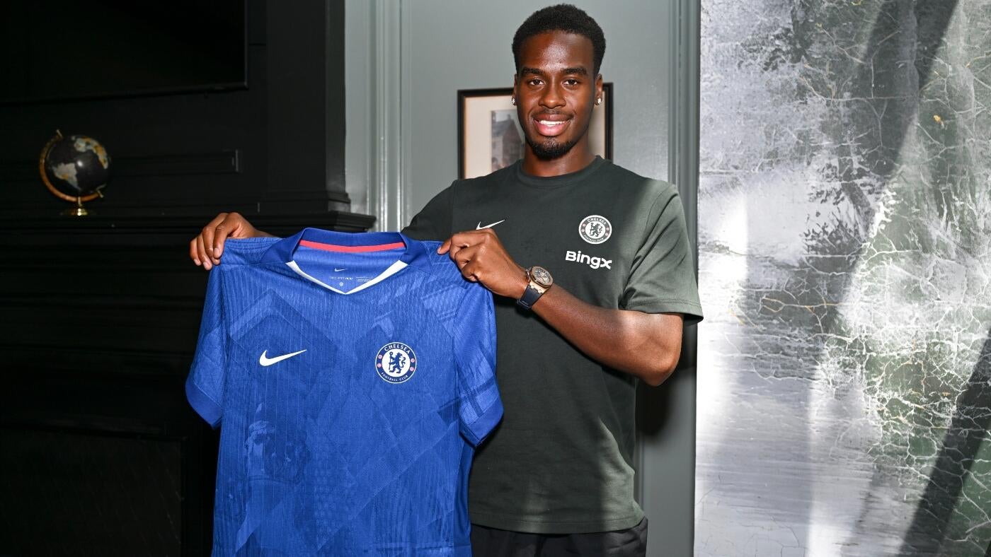 https://sportshub.cbsistatic.com/i/2025/07/24/3a7b1ab0-a26d-4e91-8233-d75c3842e3ff/cfc-10.jpg