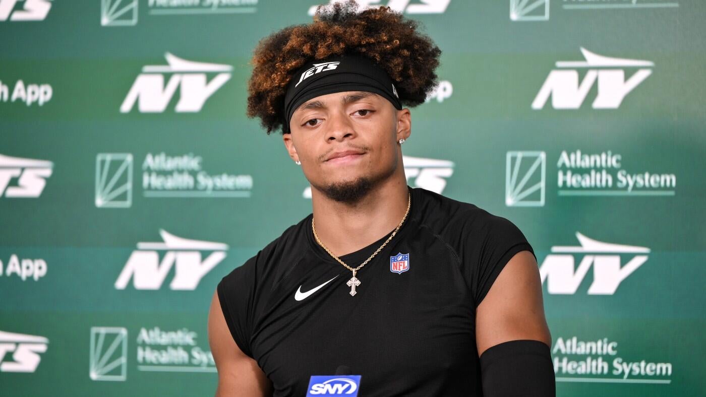 https://sportshub.cbsistatic.com/i/2025/07/24/a1c8f61e-c888-4340-abf4-99d94ad4b43d/justin-fields.jpg