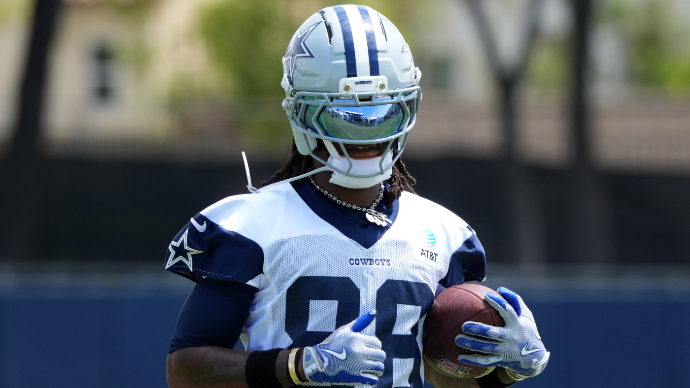 Referee explains sideline collision with Cowboys' CeeDee Lamb: 'It's more of a rare situation'