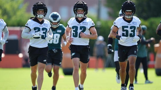 eagles-depth-chart-usatsi.jpg