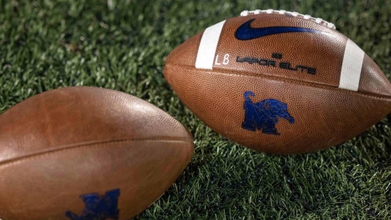 NCAA Football: Memphis at Navy