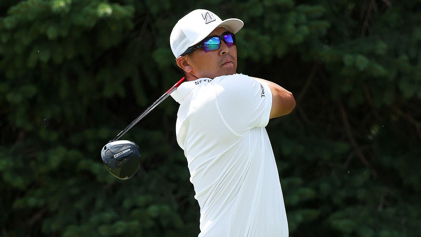 Min Woo Lee takes a swing