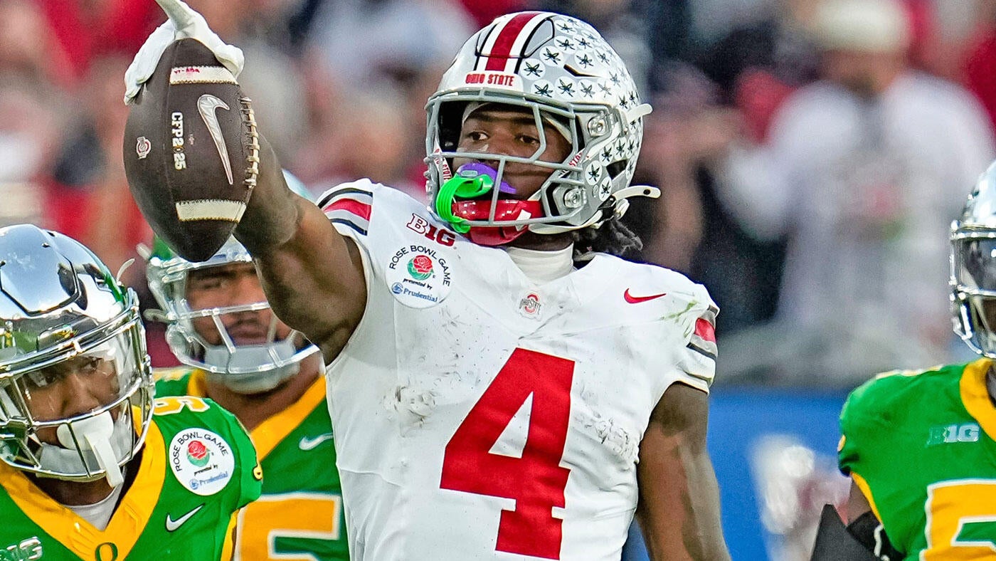 https://sportshub.cbsistatic.com/i/2025/08/07/555eef96-73fb-4ea2-b9eb-874a2a07a650/imagn-jeremiah-smith-ohio-state.jpg