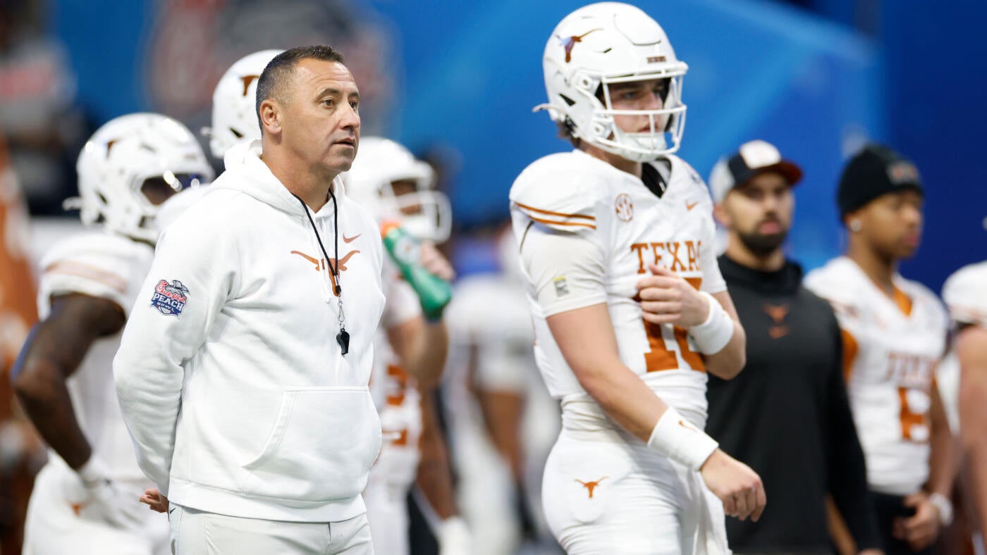 AP Top 25 poll: Texas makes history as preseason No. 1, Penn State is No. 2 in college football rankings