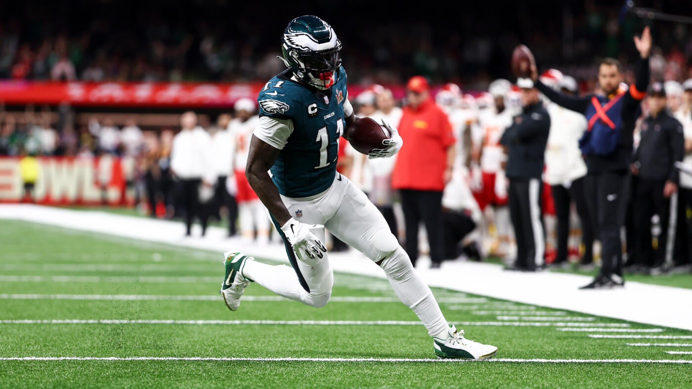 https://sportshub.cbsistatic.com/i/2025/08/15/92b2689a-ff83-4480-8d22-35e08e952388/adobe-express-file-2025-08-15t170833-319.jpg