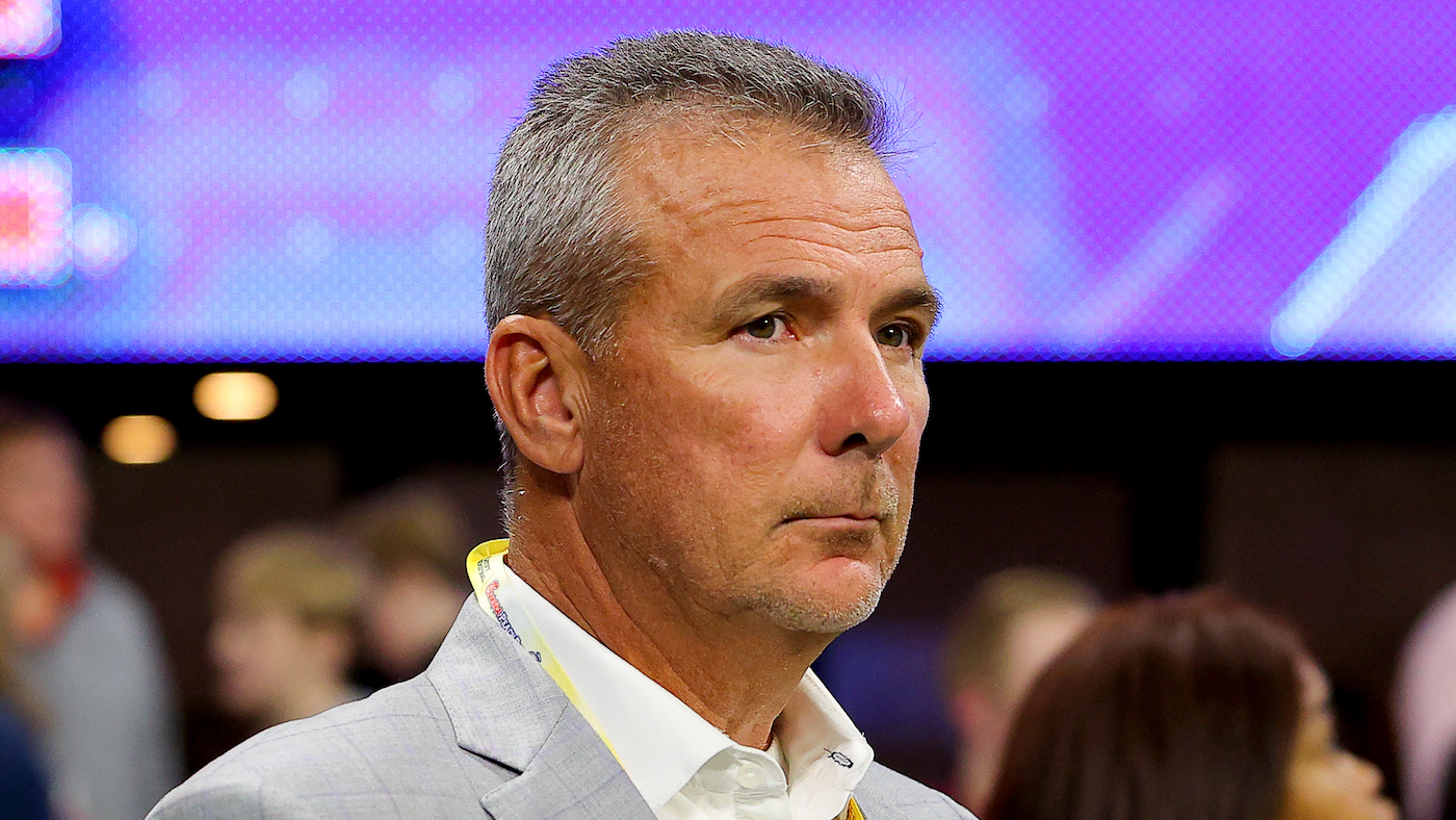 https://sportshub.cbsistatic.com/i/2025/08/20/5a993523-91f6-4162-8987-6303a6caa86f/urban.png